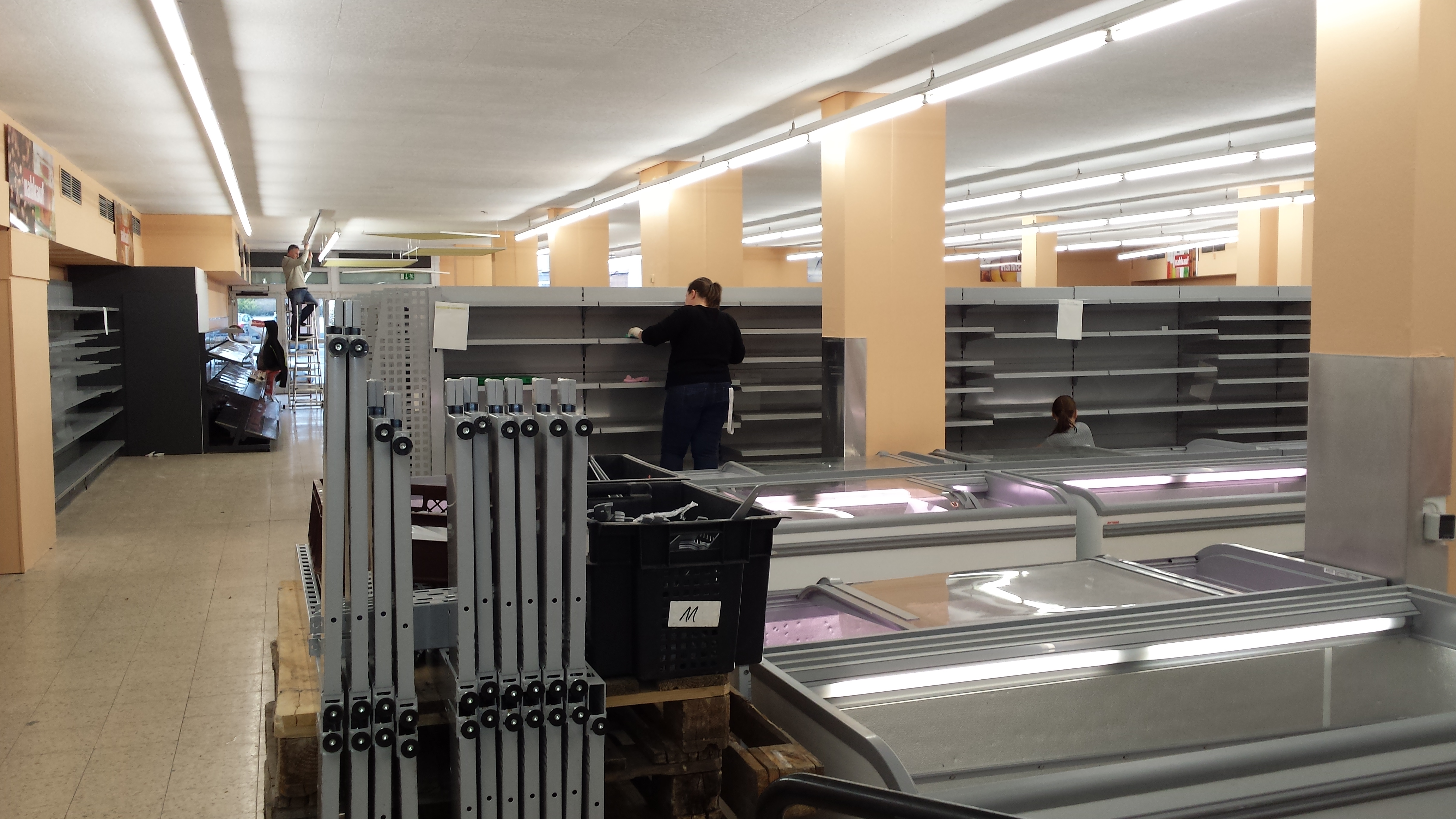 Professionelles Markträumungs-Team